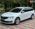 Белый Шкода Октавия, объемом двигателя 1.6 л и пробегом 260 тыс. км за 12200 $, фото 1 на Automoto.ua