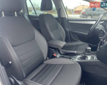 Білий Шкода Октавія, об'ємом двигуна 2 л та пробігом 218 тис. км за 13999 $, фото 55 на Automoto.ua