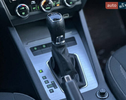 Білий Шкода Октавія, об'ємом двигуна 2 л та пробігом 217 тис. км за 14499 $, фото 32 на Automoto.ua