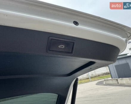 Белый Шкода Октавия, объемом двигателя 1.6 л и пробегом 196 тыс. км за 15499 $, фото 41 на Automoto.ua