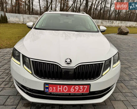Білий Шкода Октавія, об'ємом двигуна 2 л та пробігом 209 тис. км за 16500 $, фото 10 на Automoto.ua