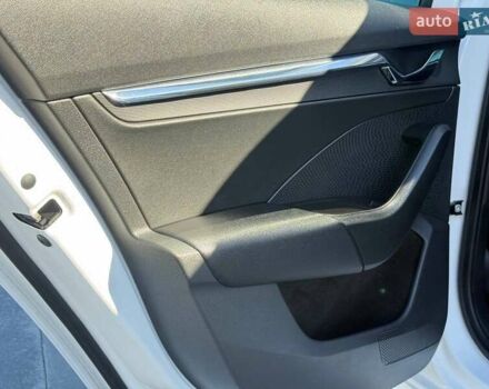 Белый Шкода Октавия, объемом двигателя 1.97 л и пробегом 200 тыс. км за 19999 $, фото 50 на Automoto.ua