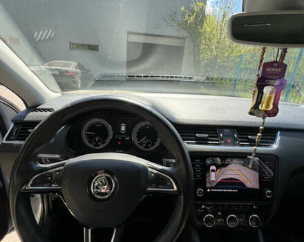 Білий Шкода Октавія, об'ємом двигуна 1.6 л та пробігом 193 тис. км за 20000 $, фото 13 на Automoto.ua