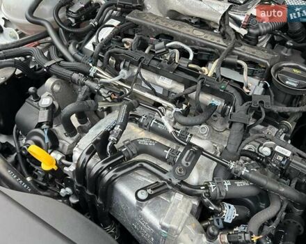 Белый Шкода Октавия, объемом двигателя 2 л и пробегом 193 тыс. км за 17999 $, фото 98 на Automoto.ua