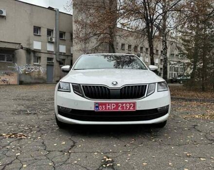 Белый Шкода Октавия, объемом двигателя 2 л и пробегом 193 тыс. км за 17999 $, фото 3 на Automoto.ua
