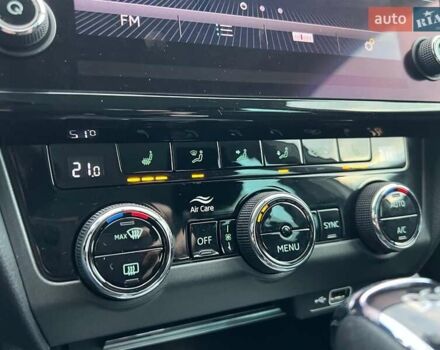 Белый Шкода Октавия, объемом двигателя 2 л и пробегом 193 тыс. км за 18700 $, фото 115 на Automoto.ua