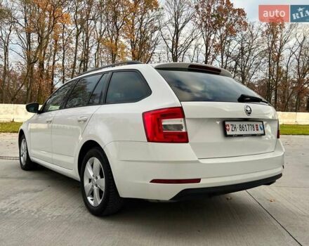 Белый Шкода Октавия, объемом двигателя 2 л и пробегом 193 тыс. км за 18700 $, фото 11 на Automoto.ua
