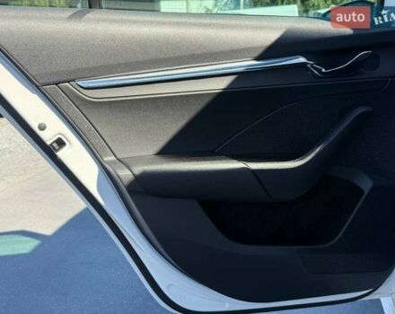 Белый Шкода Октавия, объемом двигателя 1.97 л и пробегом 200 тыс. км за 19999 $, фото 48 на Automoto.ua