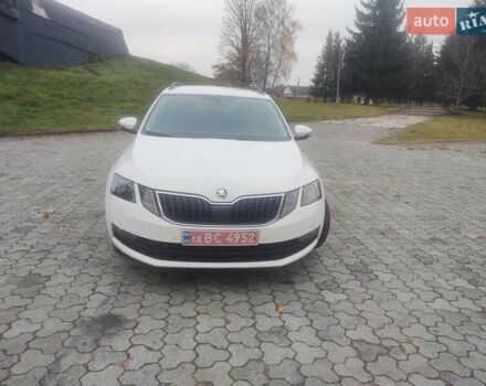 Белый Шкода Октавия, объемом двигателя 1.98 л и пробегом 211 тыс. км за 16500 $, фото 45 на Automoto.ua