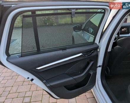 Білий Шкода Октавія, об'ємом двигуна 1.97 л та пробігом 197 тис. км за 23350 $, фото 26 на Automoto.ua