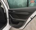 Белый Шкода Октавия, объемом двигателя 2 л и пробегом 310 тыс. км за 17800 $, фото 26 на Automoto.ua