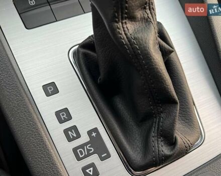 Белый Шкода Октавия, объемом двигателя 2 л и пробегом 193 тыс. км за 17999 $, фото 60 на Automoto.ua