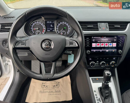 Білий Шкода Октавія, об'ємом двигуна 1.97 л та пробігом 203 тис. км за 16750 $, фото 13 на Automoto.ua