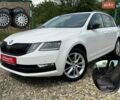 Білий Шкода Октавія, об'ємом двигуна 2 л та пробігом 220 тис. км за 17400 $, фото 1 на Automoto.ua