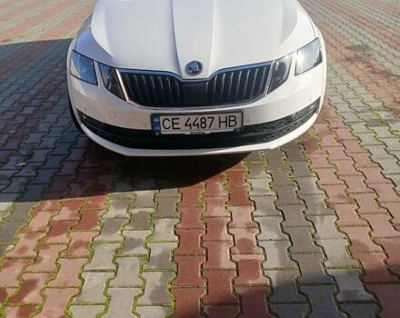 Белый Шкода Октавия, объемом двигателя 2 л и пробегом 189 тыс. км за 18500 $, фото 1 на Automoto.ua