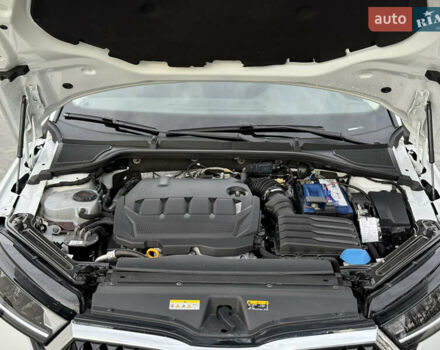 Білий Шкода Октавія, об'ємом двигуна 2 л та пробігом 230 тис. км за 17200 $, фото 27 на Automoto.ua