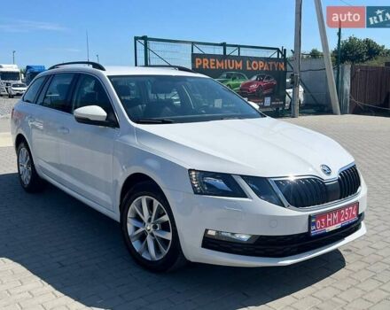 Білий Шкода Октавія, об'ємом двигуна 2 л та пробігом 216 тис. км за 16300 $, фото 3 на Automoto.ua