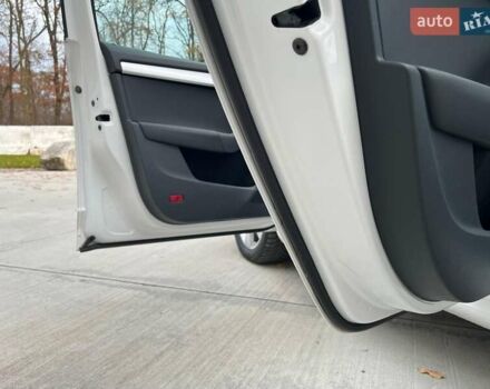 Белый Шкода Октавия, объемом двигателя 2 л и пробегом 193 тыс. км за 18700 $, фото 80 на Automoto.ua