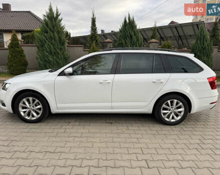 Білий Шкода Октавія, об'ємом двигуна 1.97 л та пробігом 203 тис. км за 16750 $, фото 1 на Automoto.ua