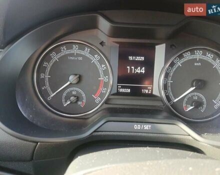 Белый Шкода Октавия, объемом двигателя 2 л и пробегом 189 тыс. км за 18500 $, фото 14 на Automoto.ua