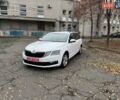 Белый Шкода Октавия, объемом двигателя 2 л и пробегом 193 тыс. км за 18700 $, фото 1 на Automoto.ua