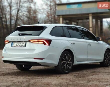 Белый Шкода Октавия, объемом двигателя 2 л и пробегом 310 тыс. км за 17800 $, фото 2 на Automoto.ua