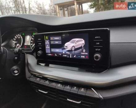 Белый Шкода Октавия, объемом двигателя 2 л и пробегом 310 тыс. км за 17800 $, фото 18 на Automoto.ua