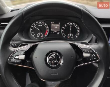 Белый Шкода Октавия, объемом двигателя 2 л и пробегом 310 тыс. км за 17800 $, фото 77 на Automoto.ua