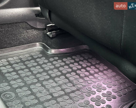 Белый Шкода Октавия, объемом двигателя 1.97 л и пробегом 229 тыс. км за 18300 $, фото 20 на Automoto.ua