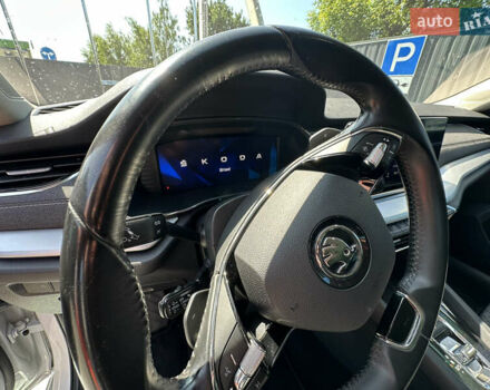 Белый Шкода Октавия, объемом двигателя 2 л и пробегом 235 тыс. км за 18300 $, фото 11 на Automoto.ua