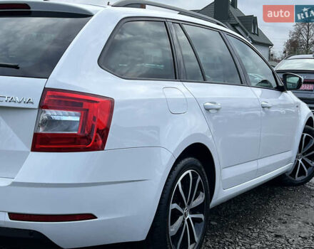 Белый Шкода Октавия, объемом двигателя 2 л и пробегом 200 тыс. км за 17456 $, фото 13 на Automoto.ua