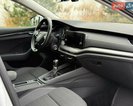 Білий Шкода Октавія, об'ємом двигуна 2 л та пробігом 230 тис. км за 17200 $, фото 20 на Automoto.ua