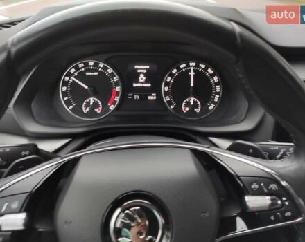 Белый Шкода Октавия, объемом двигателя 2 л и пробегом 310 тыс. км за 17800 $, фото 76 на Automoto.ua