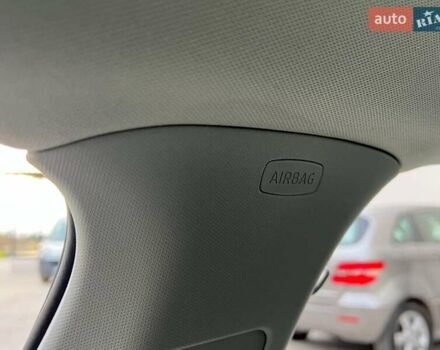 Белый Шкода Октавия, объемом двигателя 2 л и пробегом 193 тыс. км за 17999 $, фото 63 на Automoto.ua