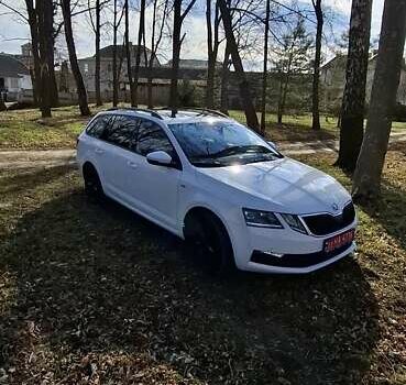 Шкода Октавия 2020 в Тернополе на Automoto.ua Белый Шкода Октавия, объемом двигателя 2 л и пробегом 208 тыс. км за 19400 $, фото 6 на Automoto.ua