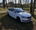 Шкода Октавия 2020 в Тернополе на Automoto.ua Белый Шкода Октавия, объемом двигателя 2 л и пробегом 208 тыс. км за 19400 $, фото 6 на Automoto.ua