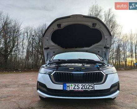 Белый Шкода Октавия, объемом двигателя 2 л и пробегом 310 тыс. км за 17800 $, фото 33 на Automoto.ua