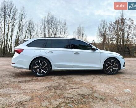 Белый Шкода Октавия, объемом двигателя 2 л и пробегом 310 тыс. км за 17800 $, фото 88 на Automoto.ua