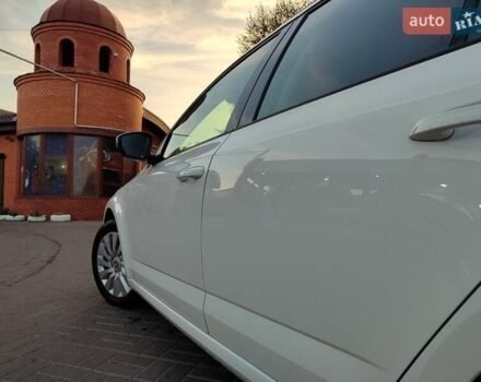 Шкода Октавия 2020 в Дубно на Automoto.ua Белый Шкода Октавия, объемом двигателя 1.98 л и пробегом 210 тыс. км за 15999 $, фото 10 на Automoto.ua