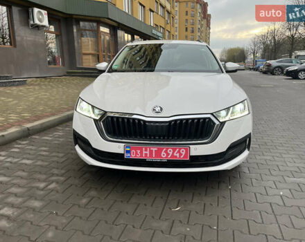 Білий Шкода Октавія, об'ємом двигуна 2 л та пробігом 218 тис. км за 22300 $, фото 1 на Automoto.ua