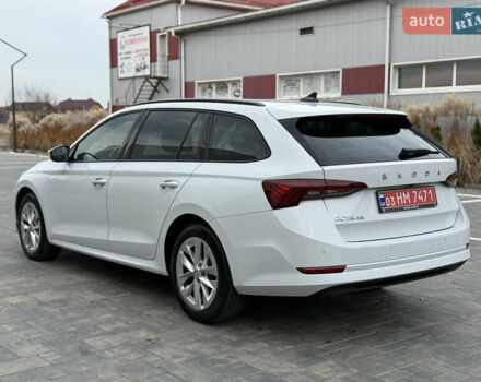 Білий Шкода Октавія, об'ємом двигуна 2 л та пробігом 230 тис. км за 17200 $, фото 12 на Automoto.ua