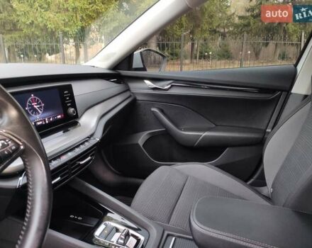 Белый Шкода Октавия, объемом двигателя 2 л и пробегом 310 тыс. км за 17800 $, фото 25 на Automoto.ua