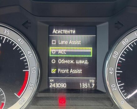 Белый Шкода Октавия, объемом двигателя 1.98 л и пробегом 243 тыс. км за 16600 $, фото 33 на Automoto.ua