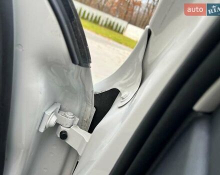 Белый Шкода Октавия, объемом двигателя 2 л и пробегом 193 тыс. км за 18700 $, фото 83 на Automoto.ua