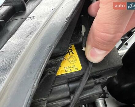 Белый Шкода Октавия, объемом двигателя 2 л и пробегом 193 тыс. км за 17999 $, фото 95 на Automoto.ua