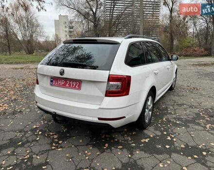 Белый Шкода Октавия, объемом двигателя 2 л и пробегом 193 тыс. км за 18700 $, фото 7 на Automoto.ua