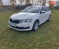 Шкода Октавия 2020 в Тернополе на Automoto.ua Белый Шкода Октавия, объемом двигателя 1.97 л и пробегом 187 тыс. км за 15200 $, фото 4 на Automoto.ua