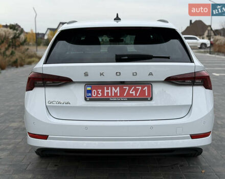 Білий Шкода Октавія, об'ємом двигуна 2 л та пробігом 230 тис. км за 17200 $, фото 11 на Automoto.ua