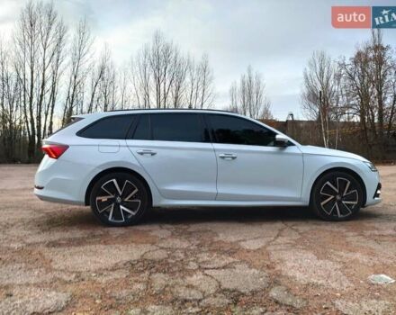 Белый Шкода Октавия, объемом двигателя 2 л и пробегом 310 тыс. км за 17800 $, фото 5 на Automoto.ua