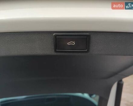 Белый Шкода Октавия, объемом двигателя 2 л и пробегом 310 тыс. км за 17800 $, фото 30 на Automoto.ua